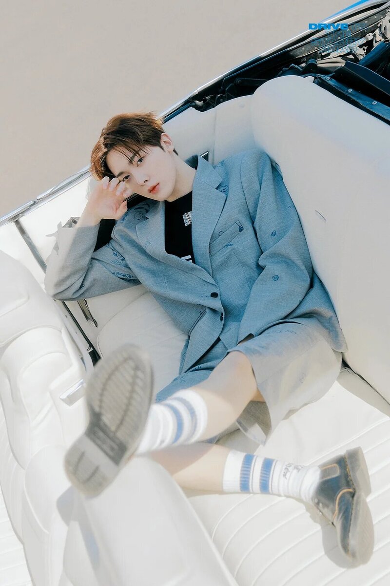 ASTRO The Third Album 'Drive to the Starry Road' Concept Photos - Sanha documents 1