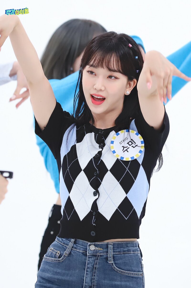 210908 MBC Naver Post - STAYC at Weekly Idol documents 13