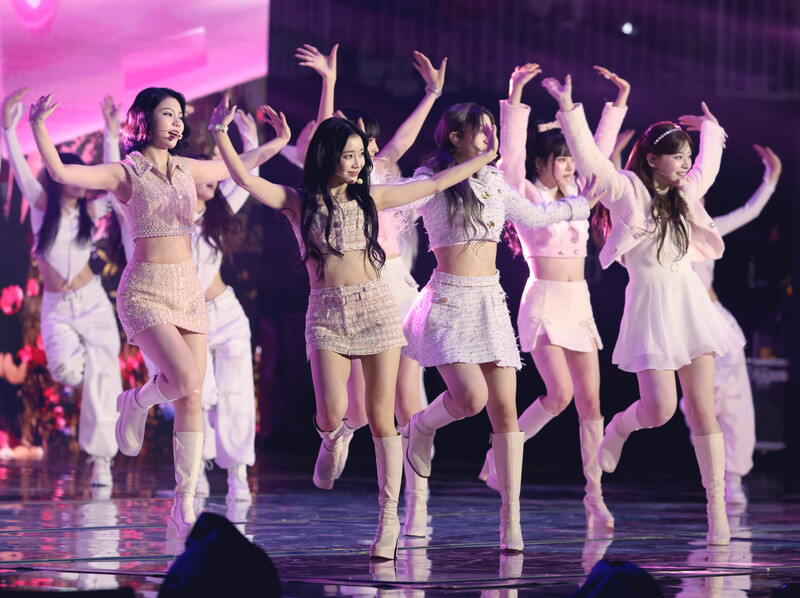 241116 STAYC - at 1st Korea Grand Music Awards 2024 documents 1