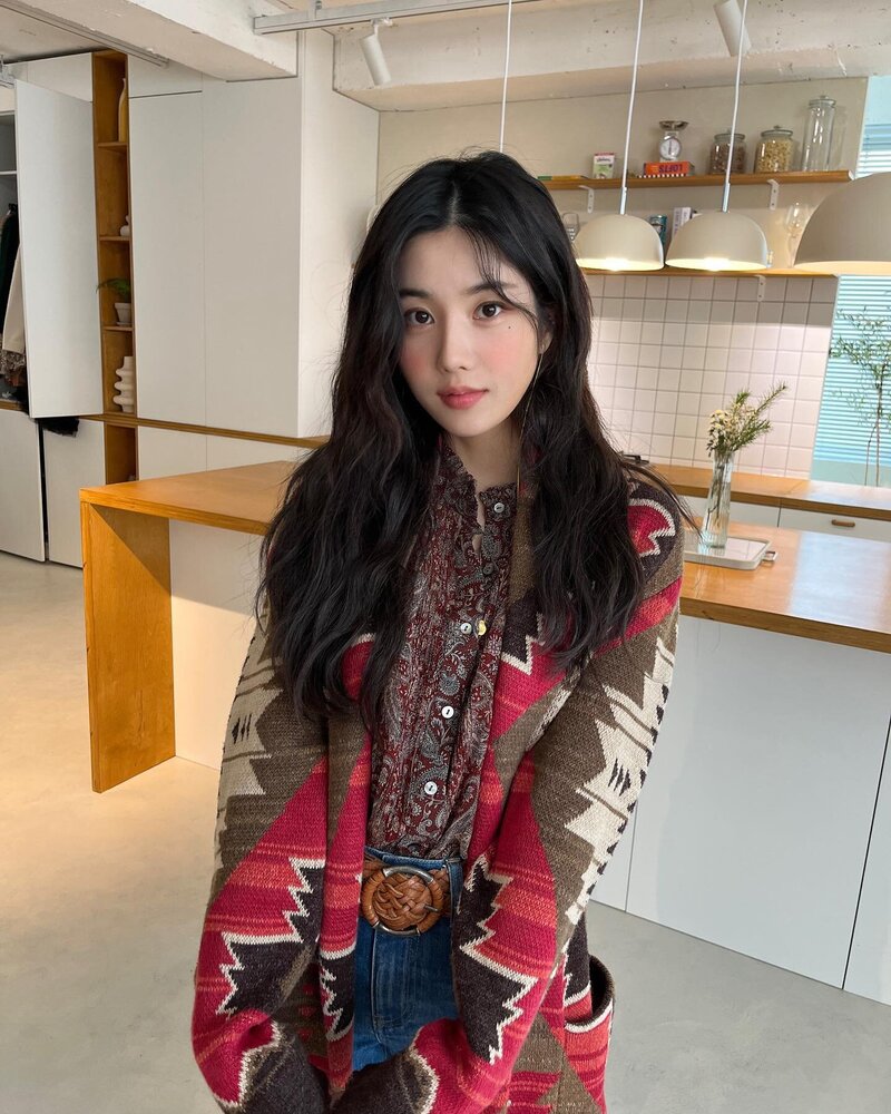 220125 Kwon Eunbi Instagram Update documents 2