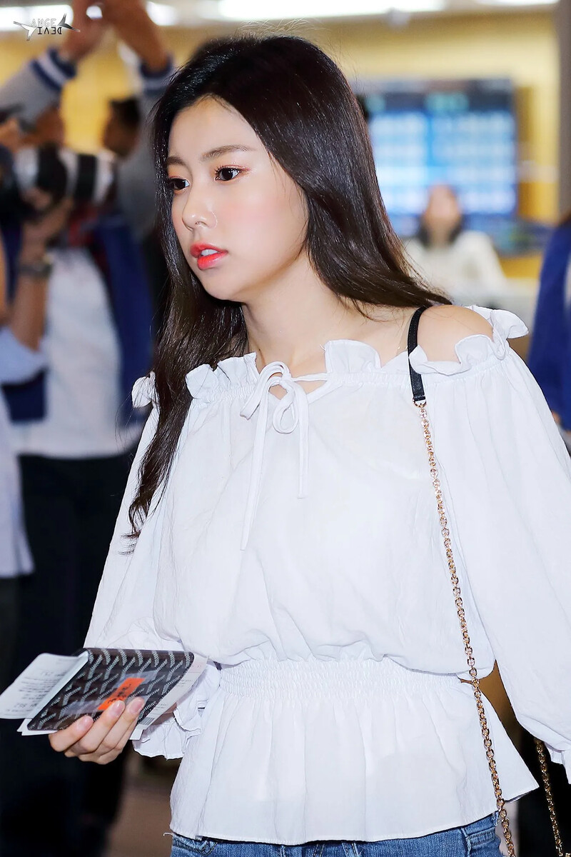 Hyewon633.jpg