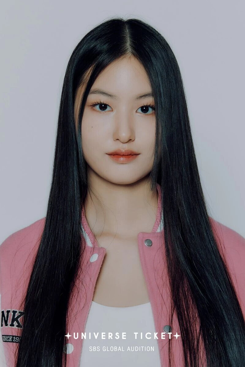 Jeong Huigyeong Universe Ticket Profile photos documents 1