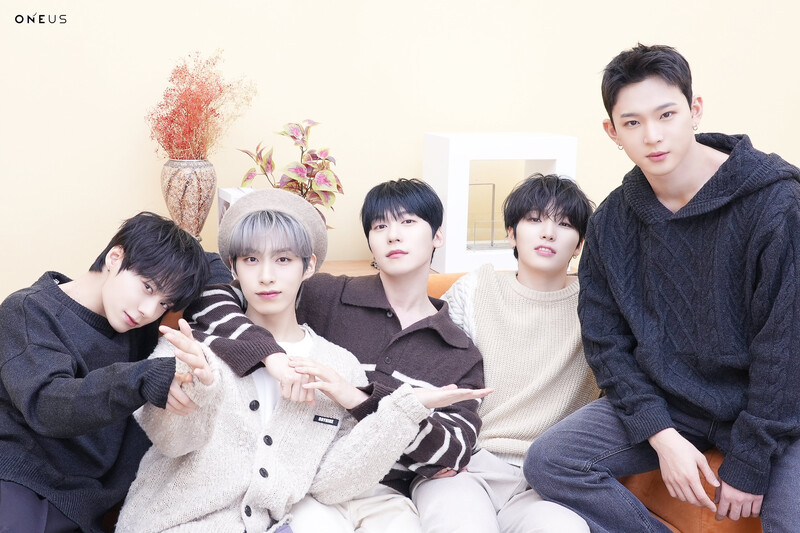 ONEUS 5th ANNIVERSARY documents 11