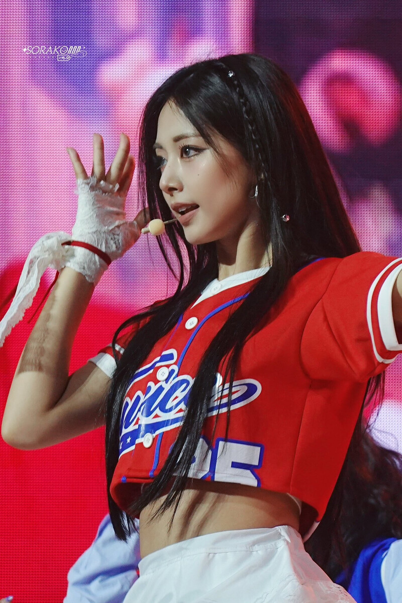 241020 Tzuyu at TWICE HOME9ROUND 9th Anniversary Fanmeeting documents 11