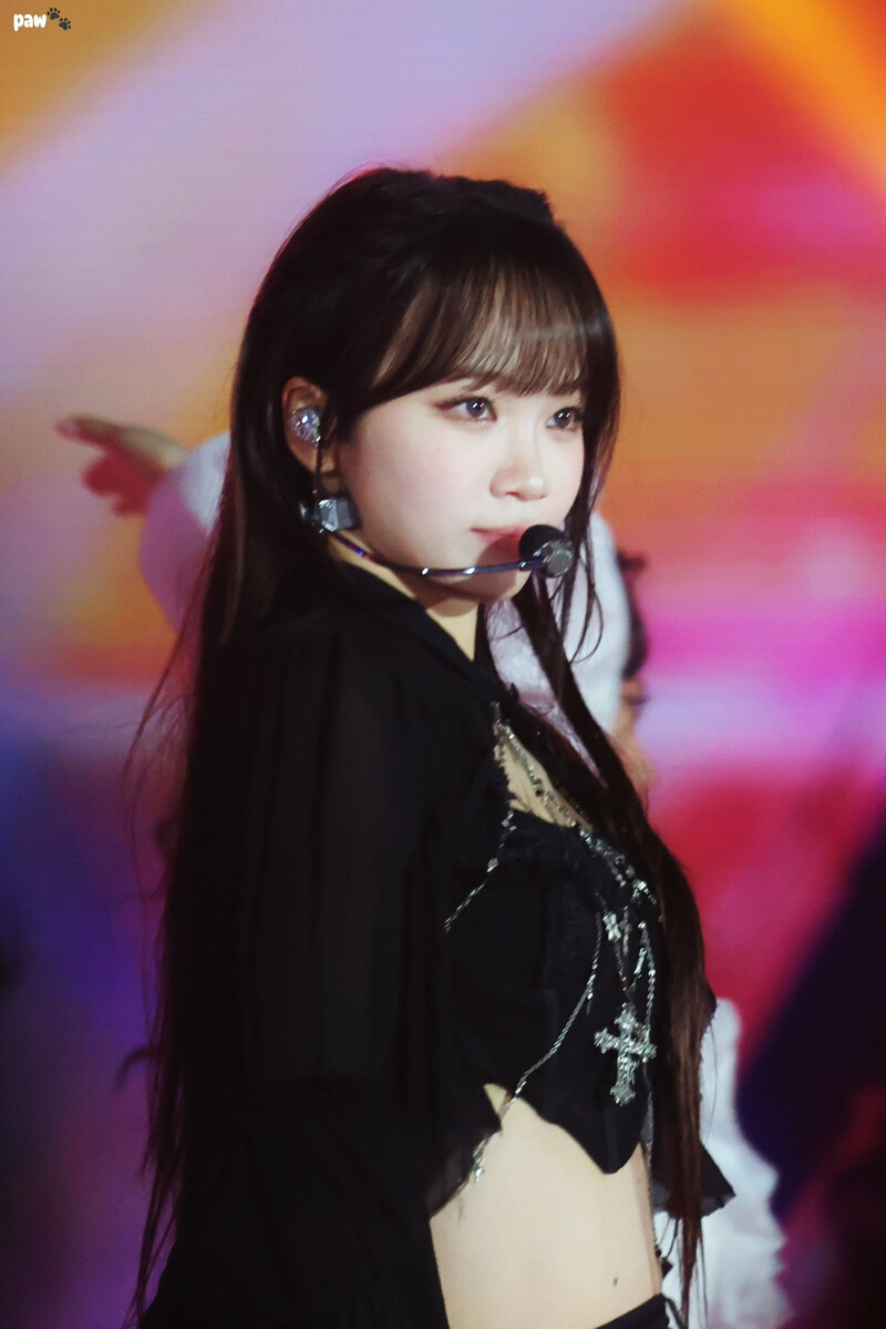 250104 Le sserafim Chaewon - at Golden Disc Awards 2025 documents 1