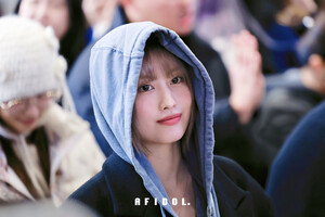 250114 MOMO  at Gimpo Airport