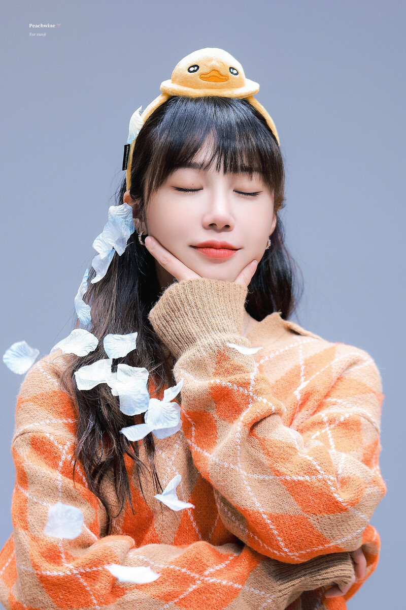 220219 Apink EUNJI at fansign event documents 3