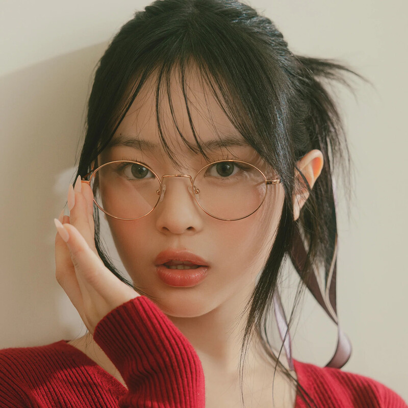 NewJeans for Carin - 24FW Eyeglasses Collection 'Can't Take My Eyes Off You' documents 4