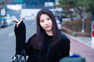 180218 DIA Huihyeon