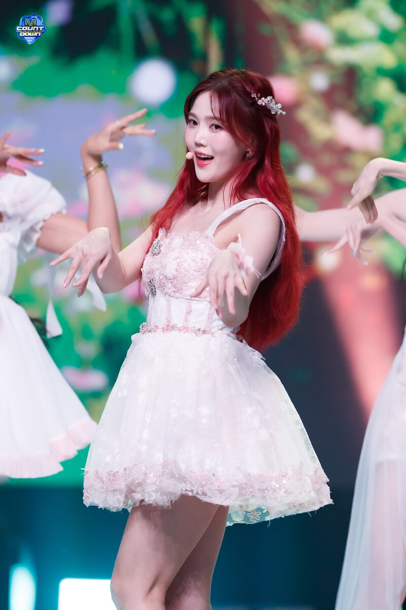 240905 OH MY GIRL Hyojung - 'Classified' at M COUNTDOWN documents 3