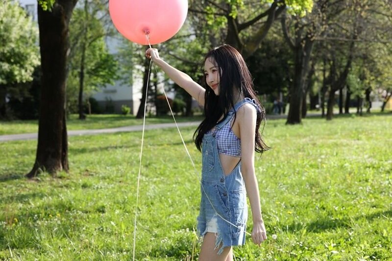 240613 Genie Magazine - SUNMI - 'Balloon in Love' Jacket Shoot Behind documents 1