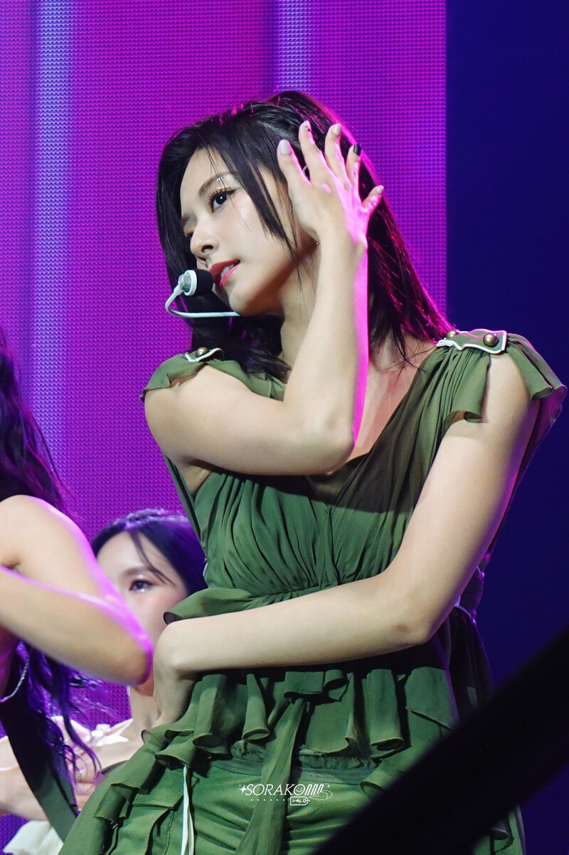 240316 TWICE Tzuyu - ‘READY TO BE’ World Tour in Las Vegas documents 7