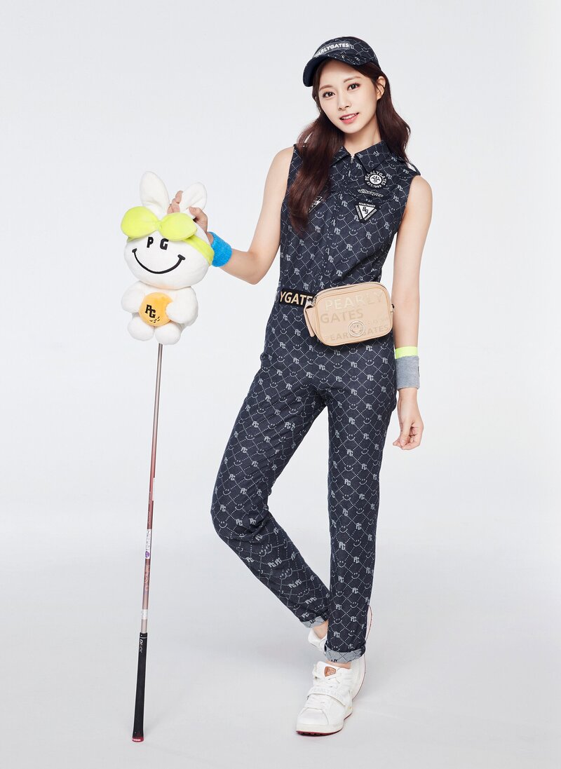 TWICE for Pearly Gates Golf 2022 SS Collection documents 3