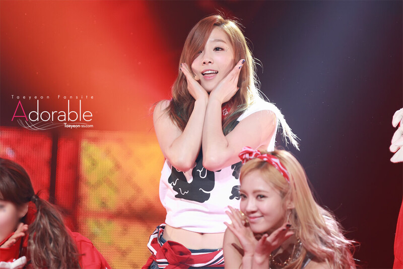 130106 Girls' Generation Taeyeon at KBS Open Hope Concert documents 6