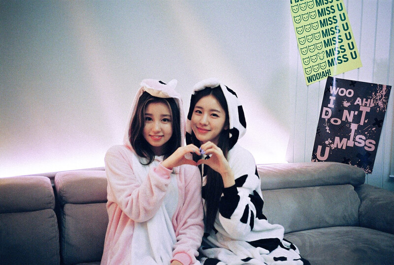 210124 WOOAH twitter update documents 6