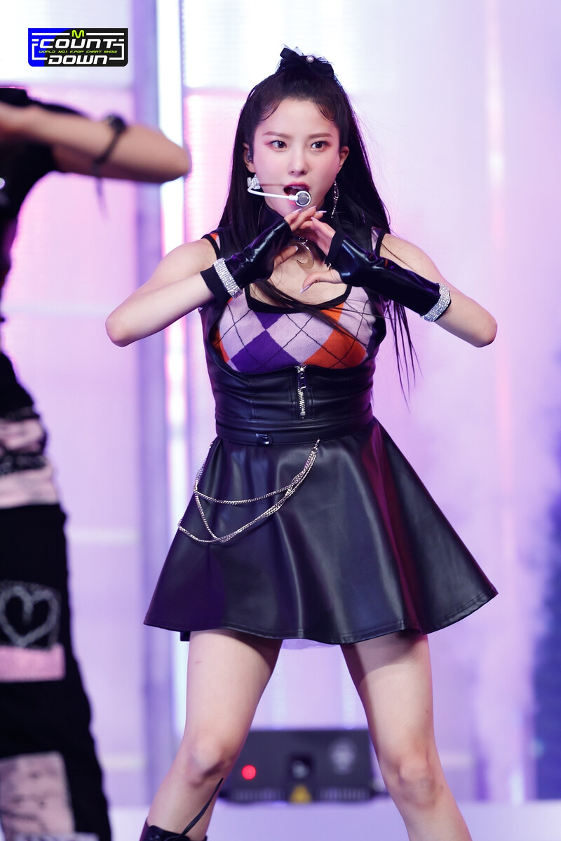 220113 Kep1er - 'WA DA DA' at M Countdown documents 12