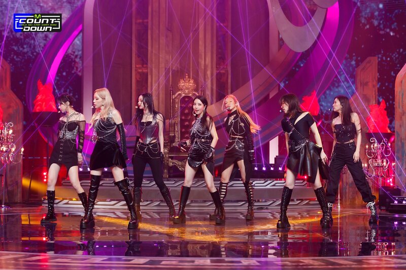 220127 GOT the beat - 'Step Back' at M Countdown documents 5