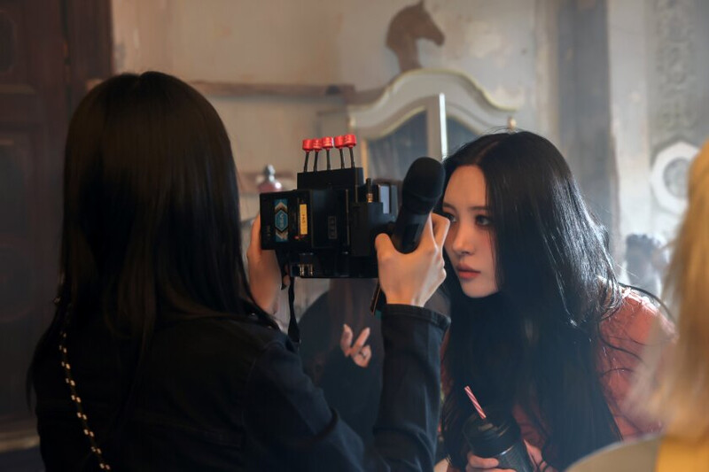 231017 Genie Magazine - SUNMI - 'STRANGER' MV Behind documents 7