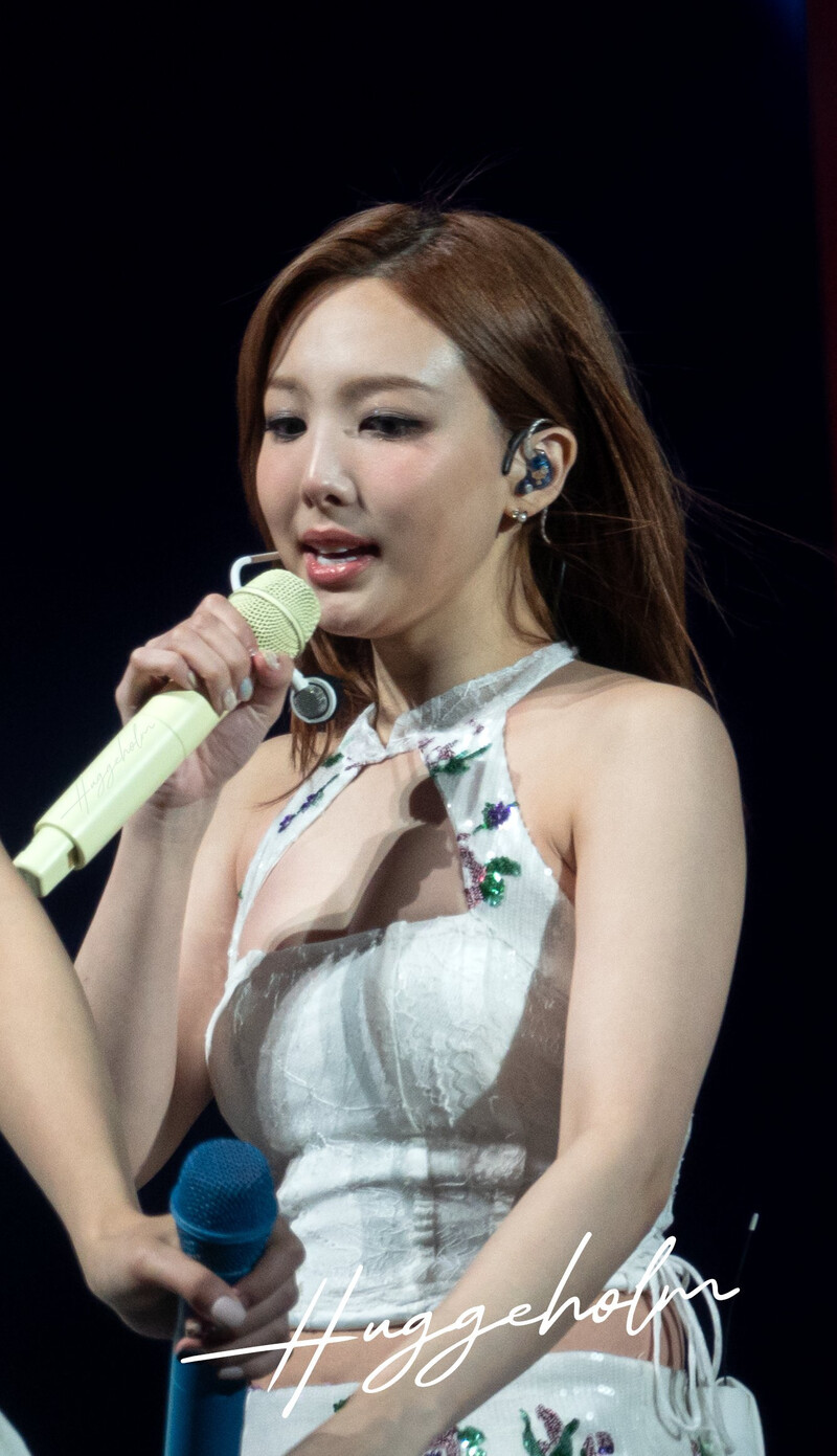 240316 TWICE Nayeon - ‘Ready To Be’ World Tour in Las Vegas documents 13