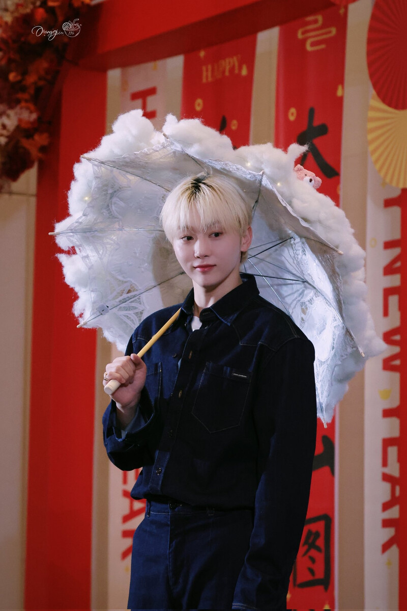 241229 SEVENTEEN Seungkwan - Yiziyhu Fansign Event in Shanghai documents 13