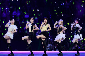 241012 ILLIT at SBS Inkigayo Live Tokyo 2024