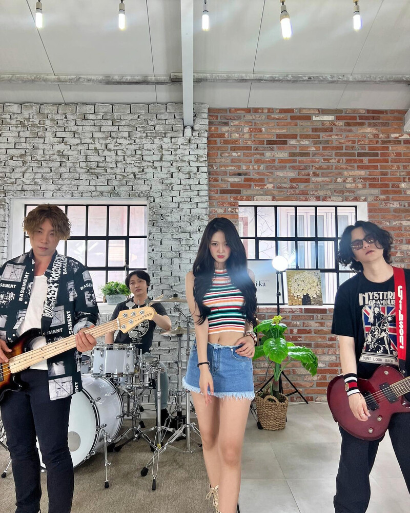 230801 Rockit Girl Han Leeseul Instagam Update documents 2