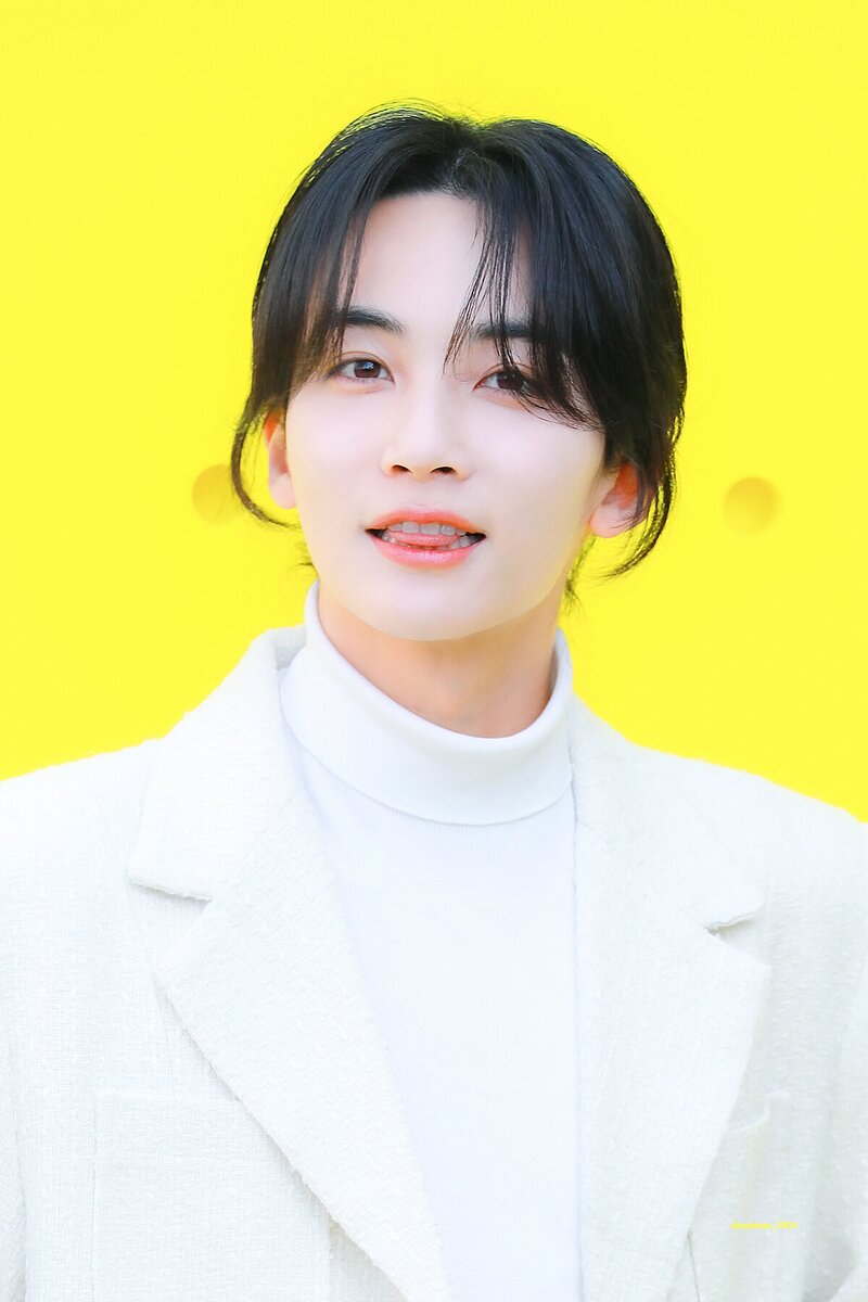 230303 SEVENTEEN Jeonghan at the Acqua Di Parma Perfume Launching Event documents 25