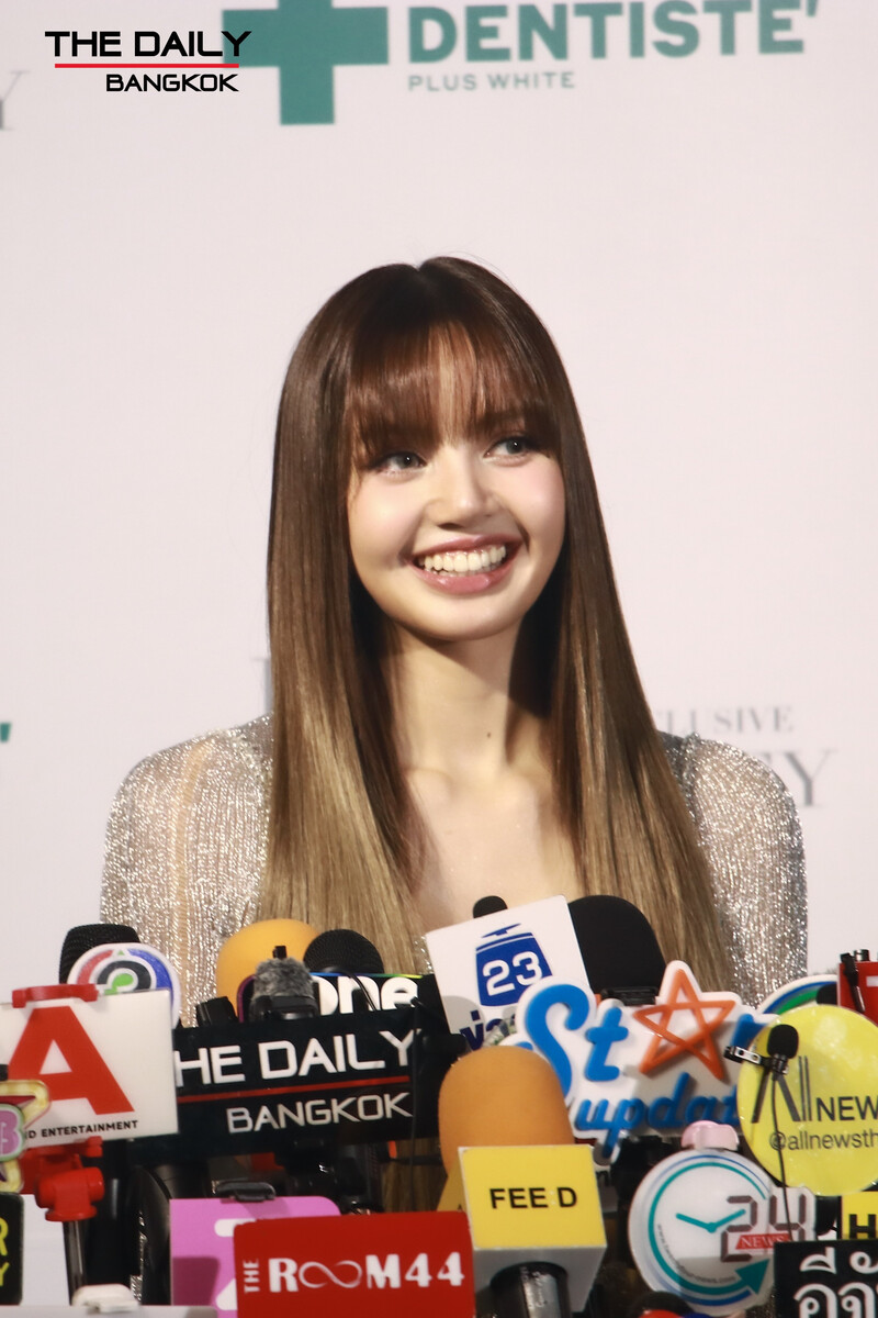 241113 LISA - DENTISTE Exclusive After Party documents 29