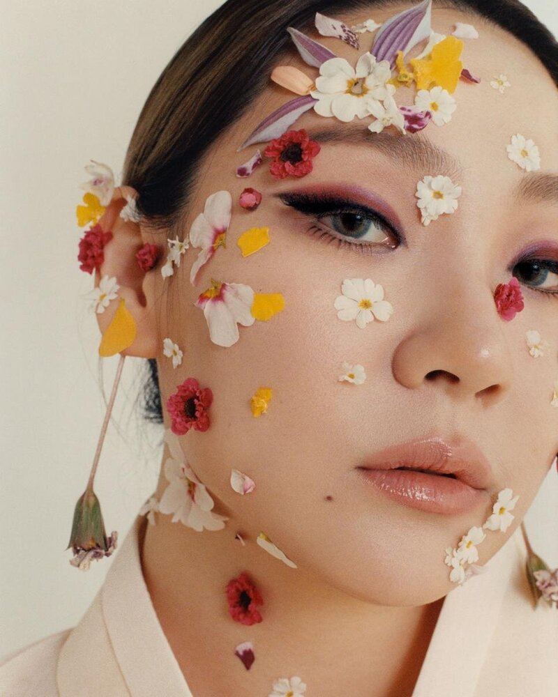 CL for Allure Korea Magazine May 2021 Issue documents 5