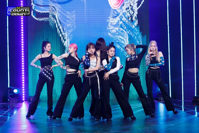 220113 Kep1er - 'MVSK' at M Countdown documents 1