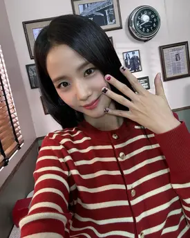 241026 - JISOO SNS Updates