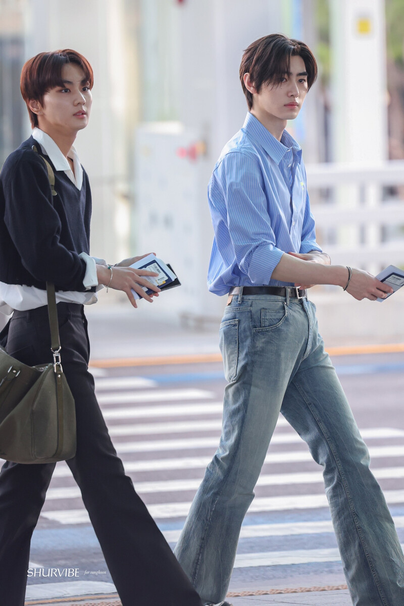 230826 JUNGWON, SUNGHOON AT INCHEON INTERNATIONAL AIRPORT documents 2