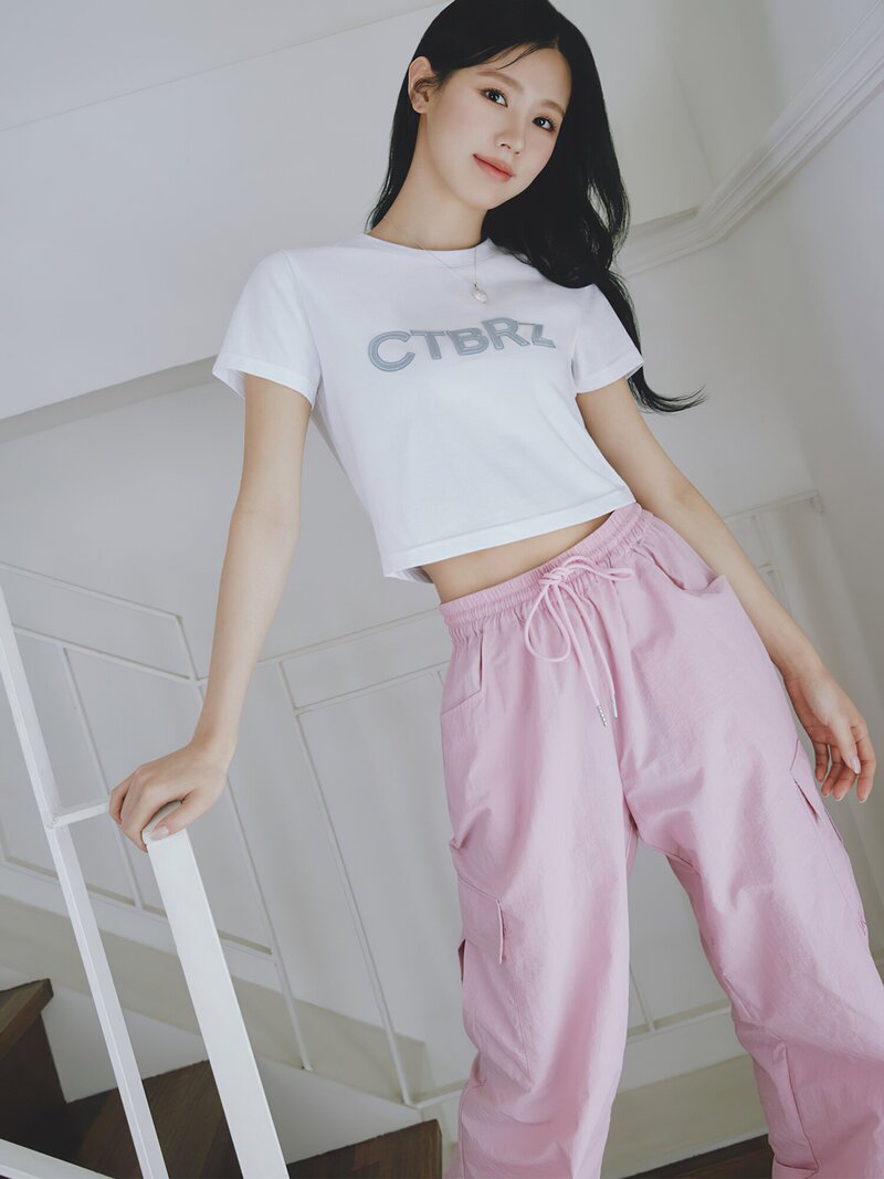 (G)I-DLE Miyeon for CTBRZ 2023 SS Collection documents 16
