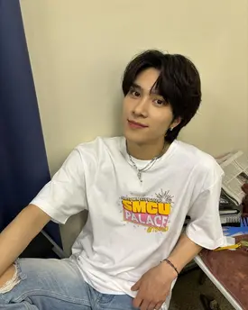 240223 HENDERY Instagram update