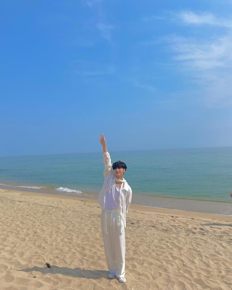 221007 ATEEZ Instagram Update - Seonghwa documents 3