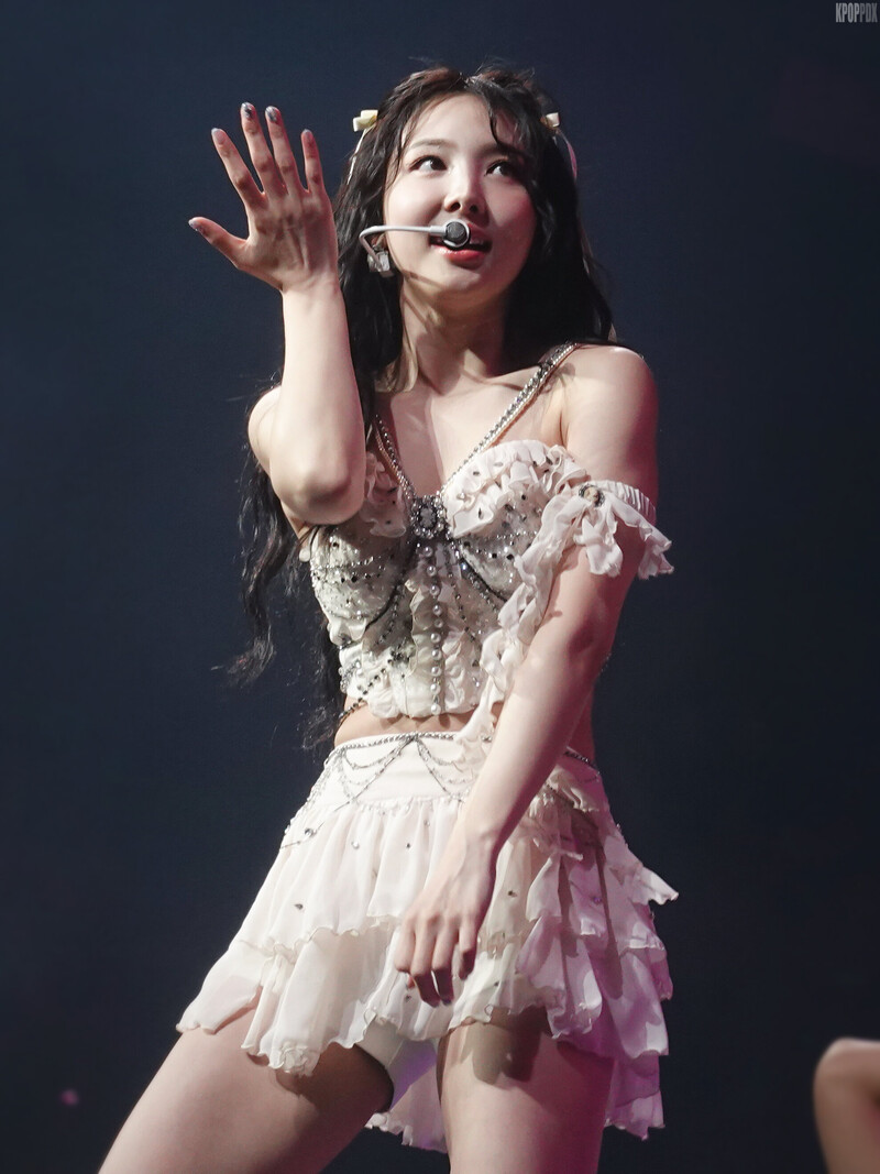 230613 TWICE Nayeon - ‘Ready To Be’ World Tour in Oakland Day 2 documents 1