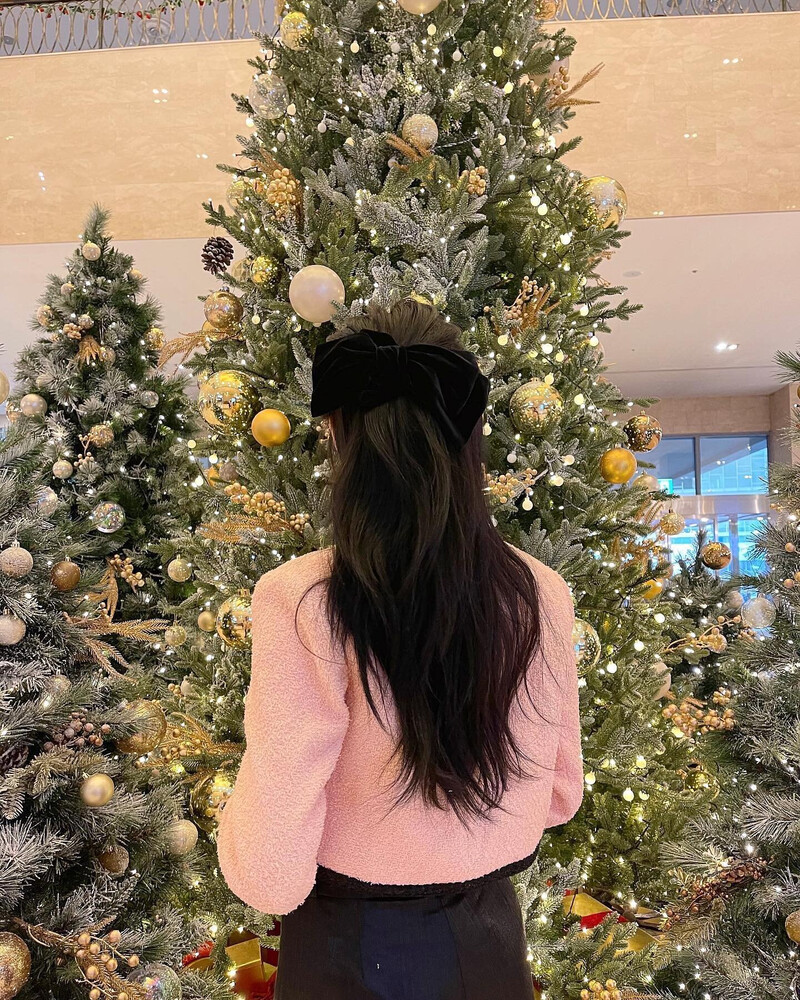 211224 Tiffany Young Instagram Update documents 4