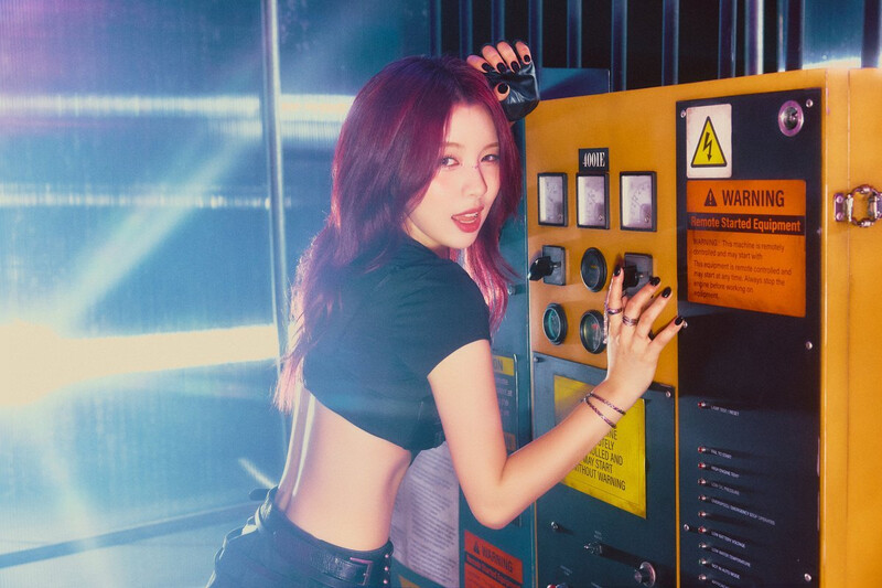 WOOAH - 2nd Mini Album 'UNFRAMED' Concept Photos documents 4