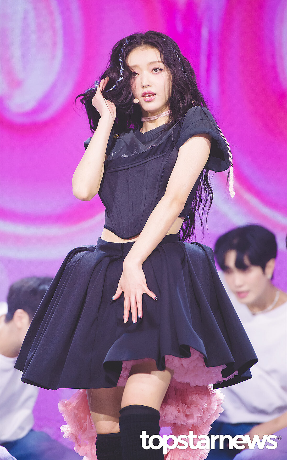 221114 OH MY GIRL Yooa 'SELFISH' Comeback Showcase | kpopping