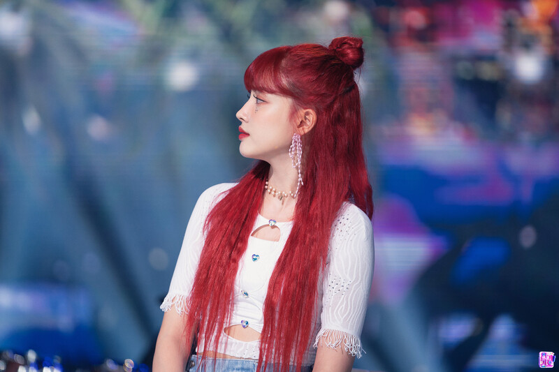 220807 STAYC Yoon 'BEAUTIFUL MONSTER' at Inkigayo documents 7