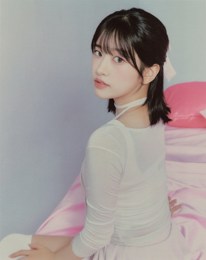 IVE - 2024 Season’s Greetings ‘A Fairy's Wish’ (Scans) documents 14