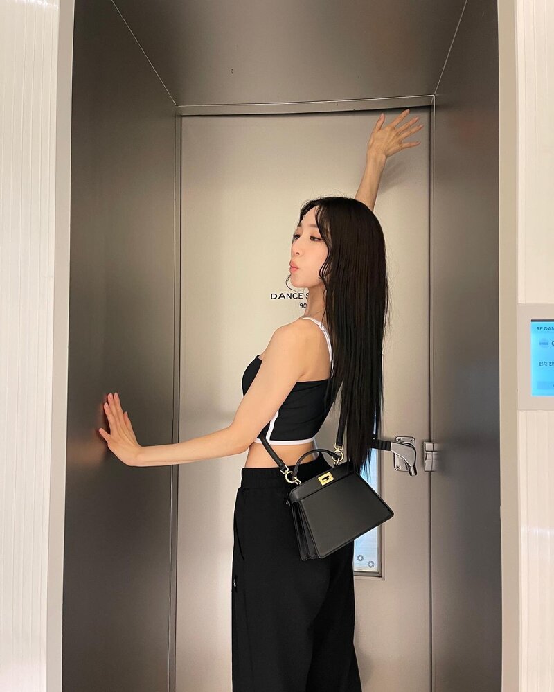 220621 Tiffany Young Instagram Update documents 7