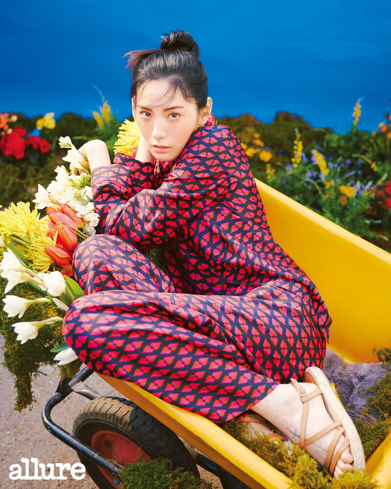 NANA for ALLURE Korea x MAX MARA March Issue 2023 documents 3