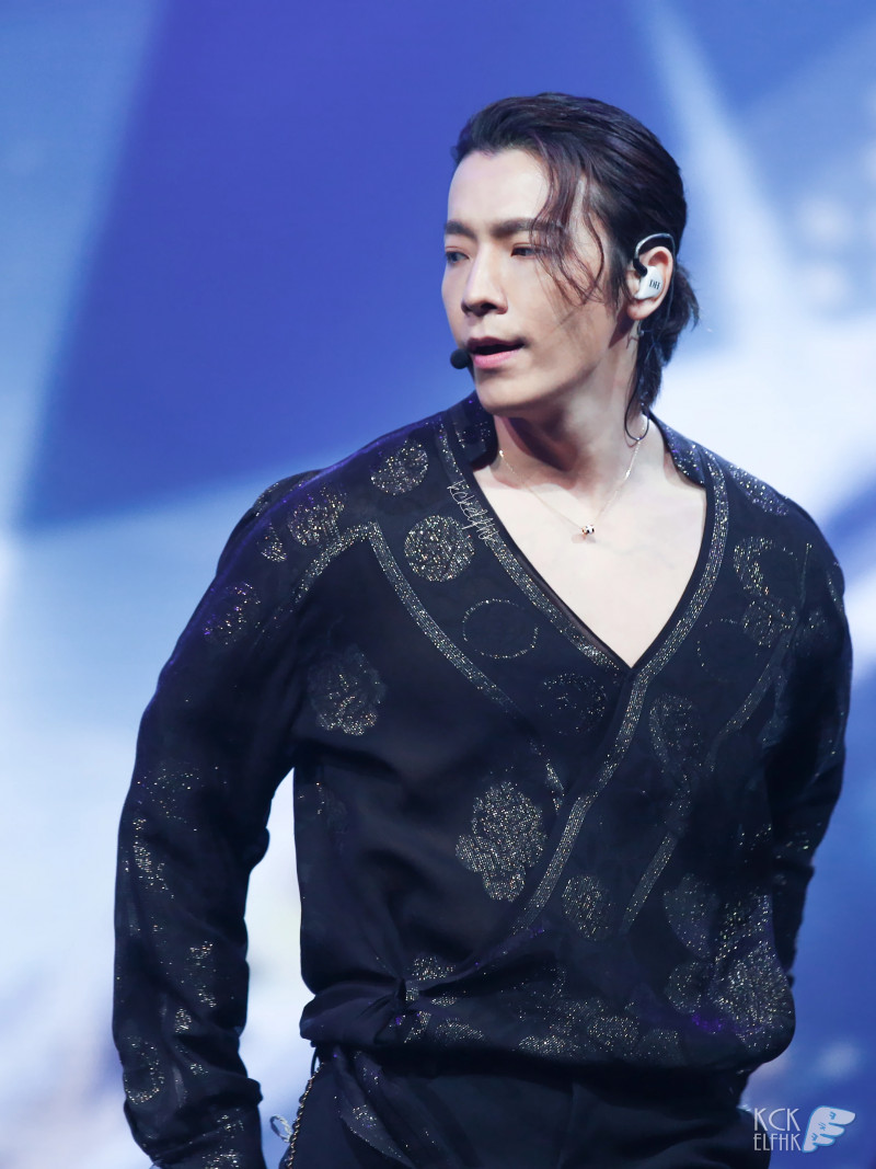 181008 Super Junior Donghae at 'One More Time' Showcase in Macau documents 9