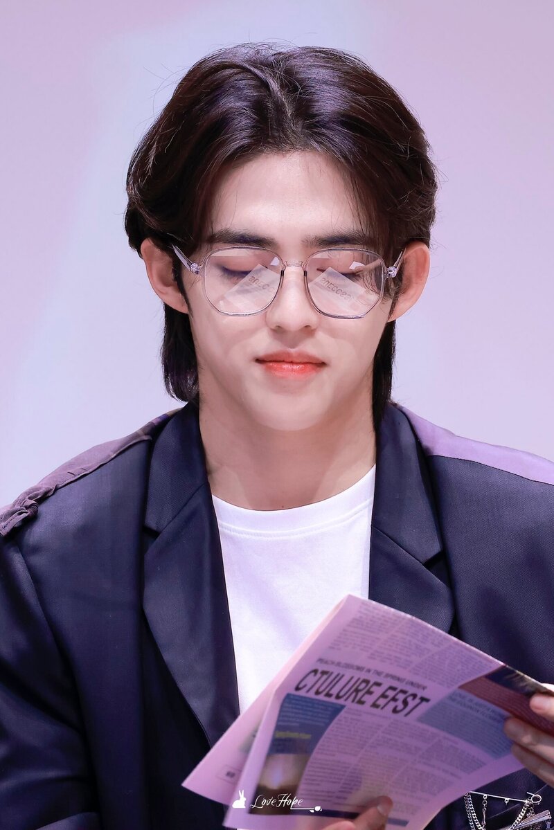 230507 SEVENTEEN S.Coups at Music Plant Fansign Event documents 9