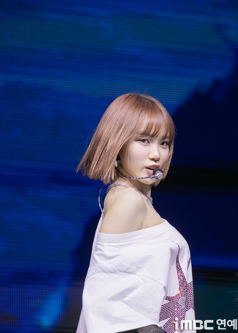 240829 LE SSERAFIM Chaewon - 'CRAZY' showcase documents 3