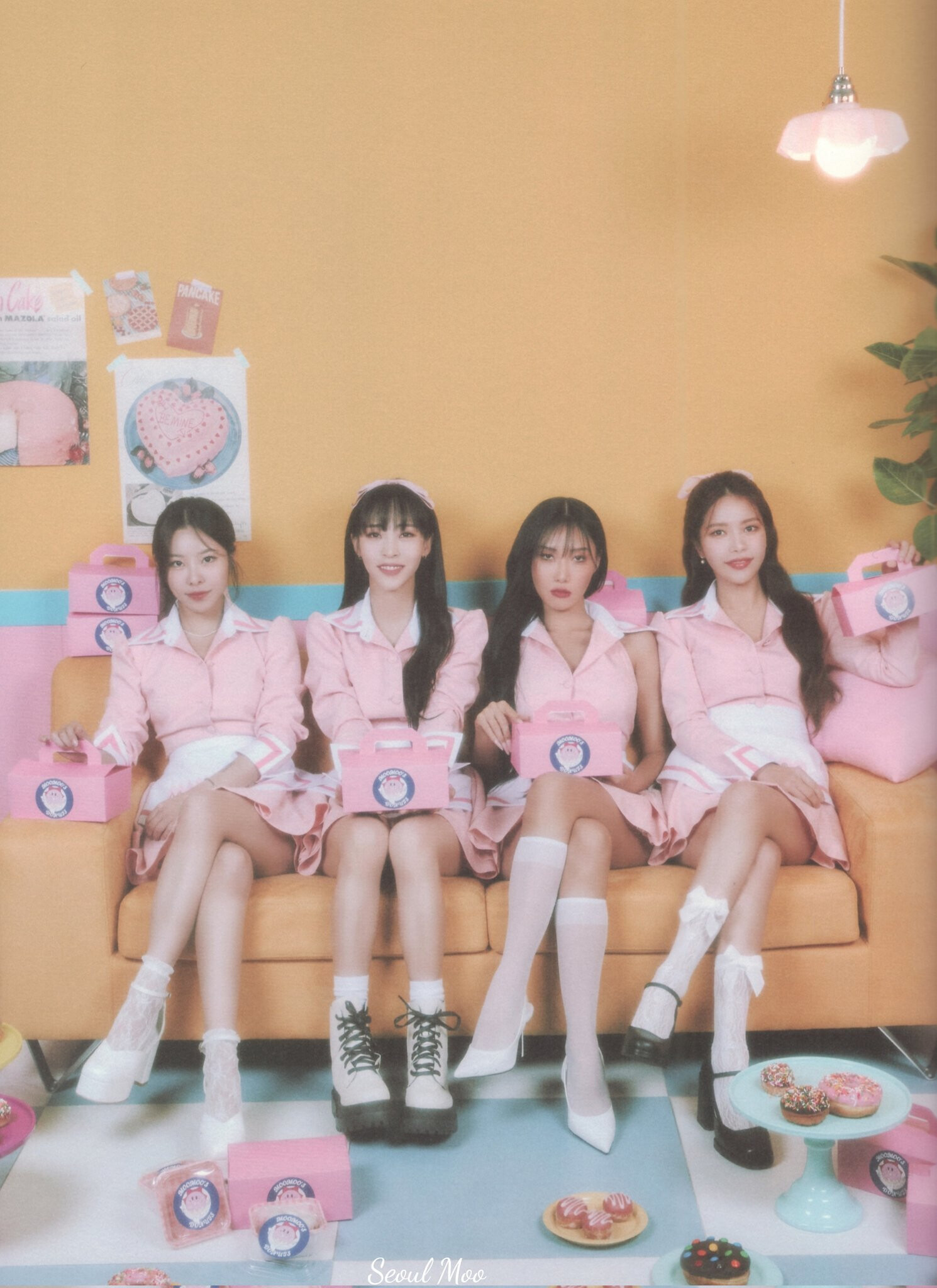 MAMAMOO 'Season's Greetings 2023 [MOOMOO'S DONUTS]' [SCANS] | kpopping