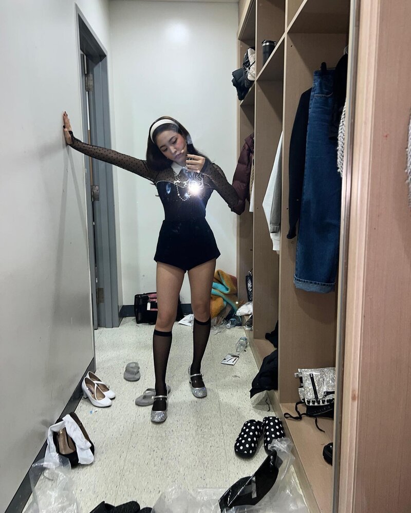 220101 Red Velvet Yeri Instagram Update documents 2