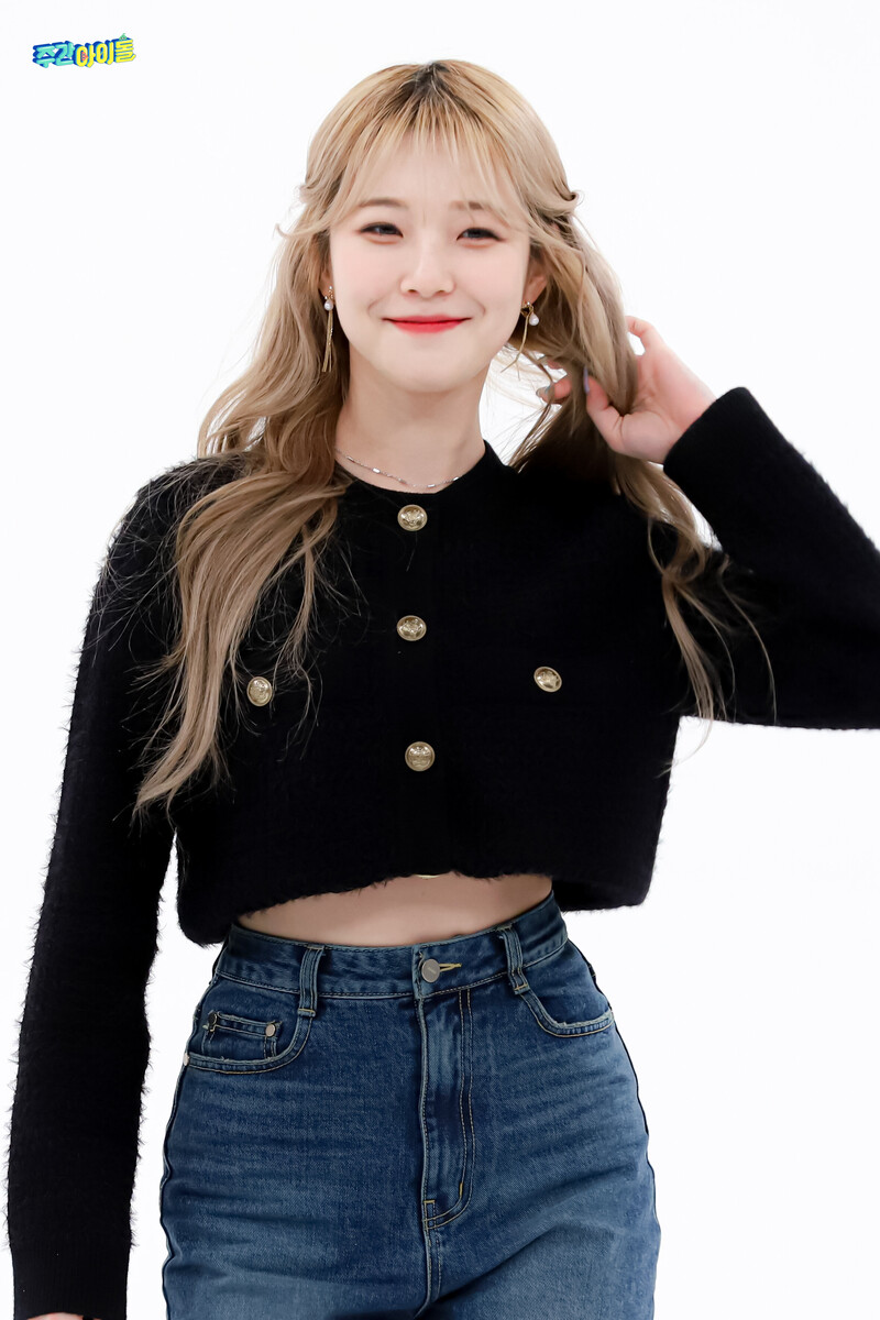 220125 MBC Naver Post - fromis_9 at Weekly Idol documents 15