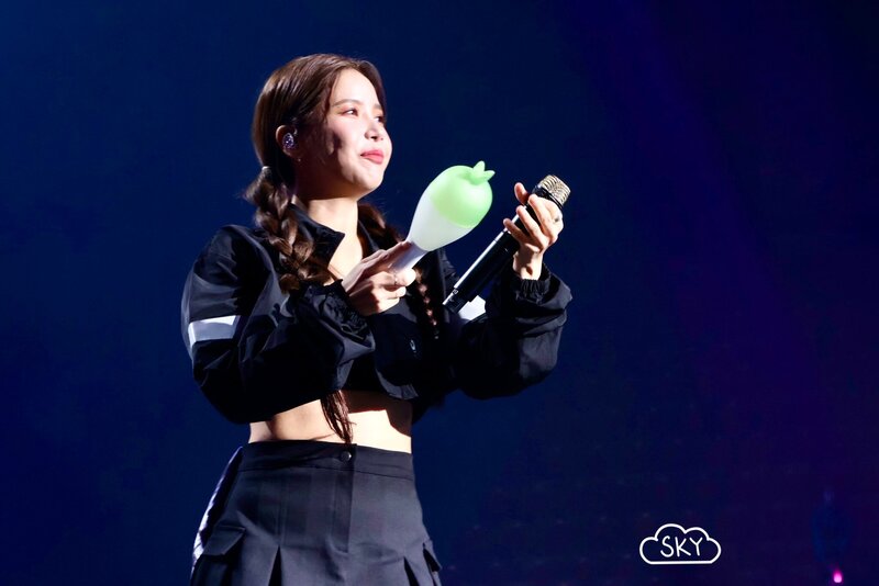 221119 MAMAMOO Solar - 'MY CON' World Tour  in Seoul Day 2 documents 8